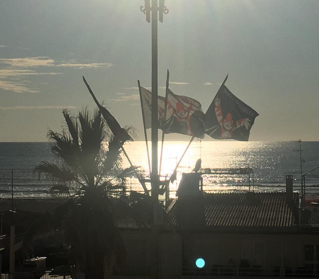 Hotel Internazionale Viareggio Eksteriør billede